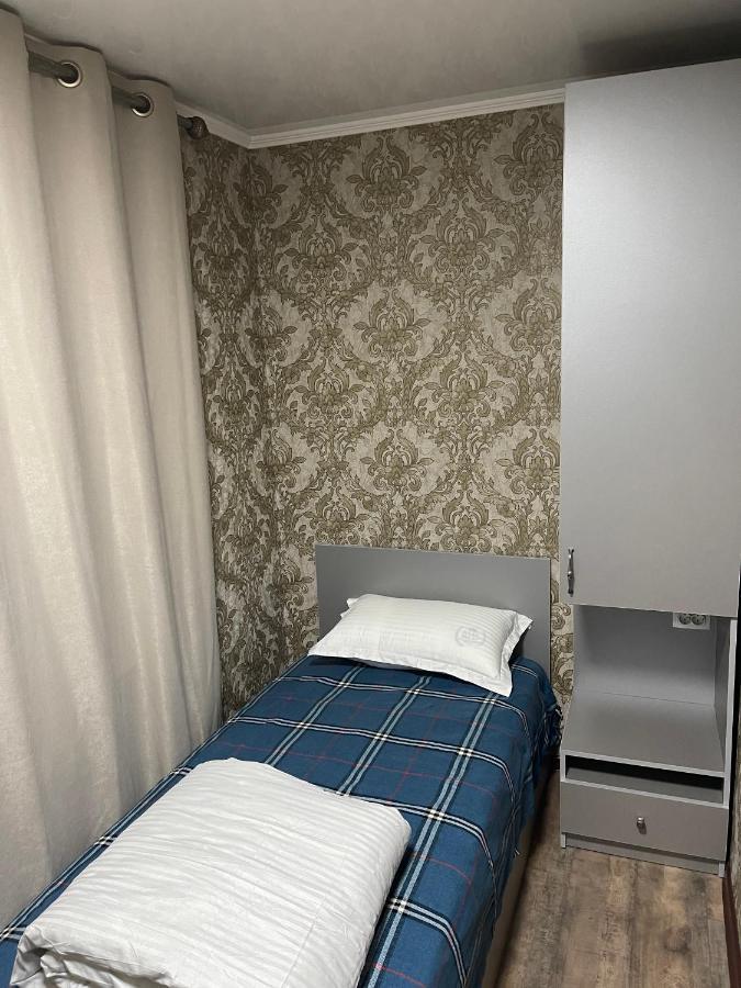Fam_House Ξενοδοχείο Μπισκέκ Εξωτερικό φωτογραφία